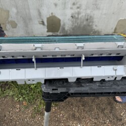 Wyczyszczony korpus po 5 latach.